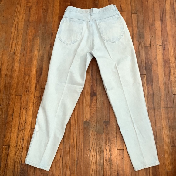 Vintage Chic Denim 90s Mom Jeans - Picture 2 of 7